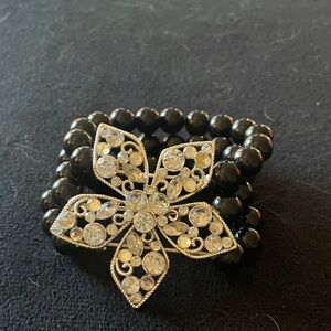 Elegant handcrafted Black beaded and Silver Floral Bracelet